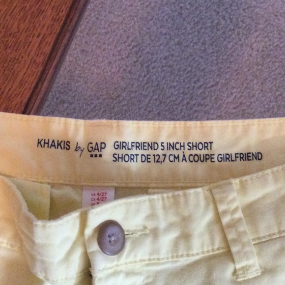 Gap Khakis Shorts - Picture 2 of 6